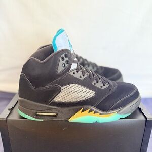 AUTHENTIC Jordan 5 Retro Aqua size 9 DD0587-047 2023 PRE-OWNED